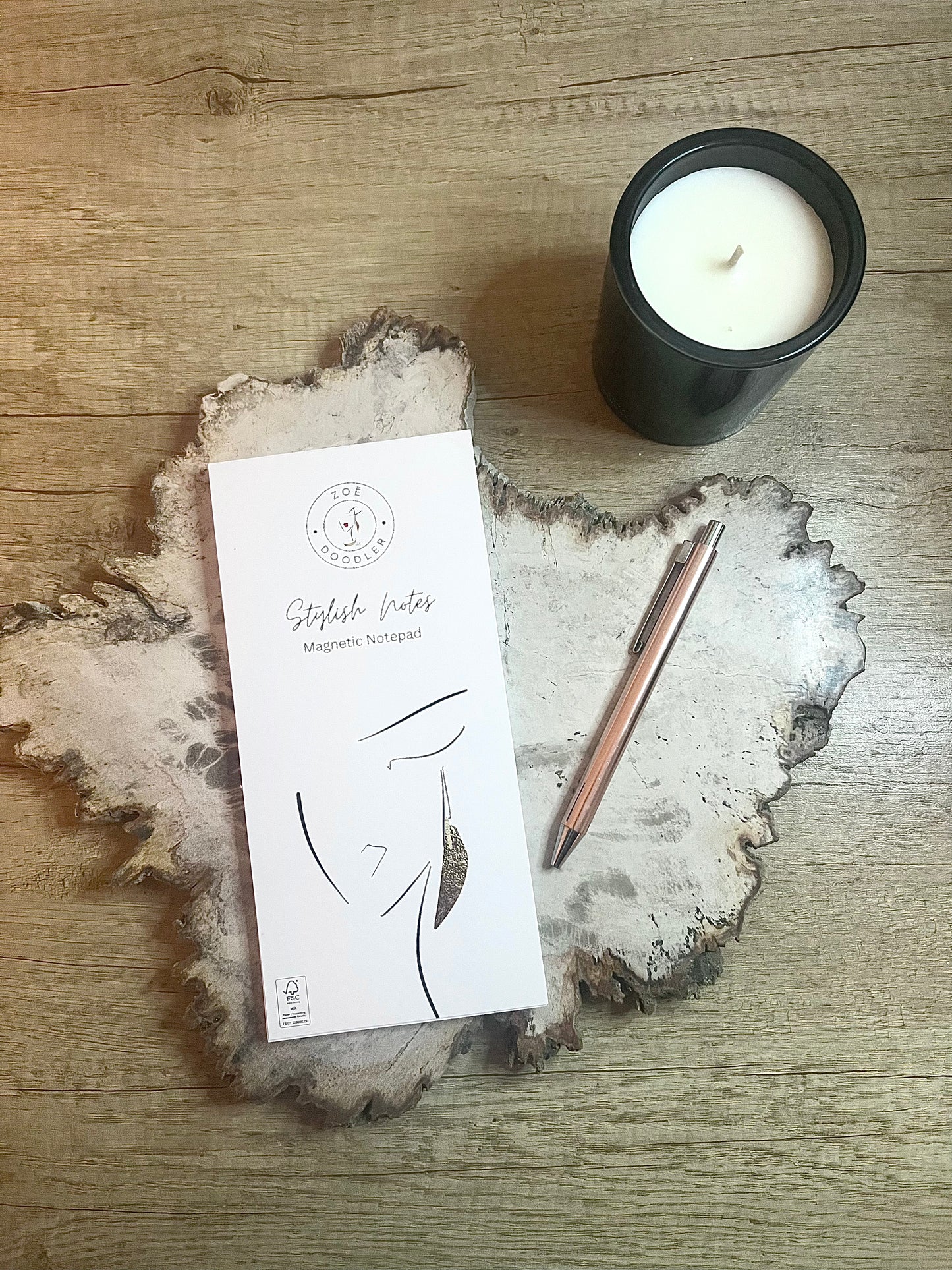 Simply Notes – Minimal Face – DL Notebook